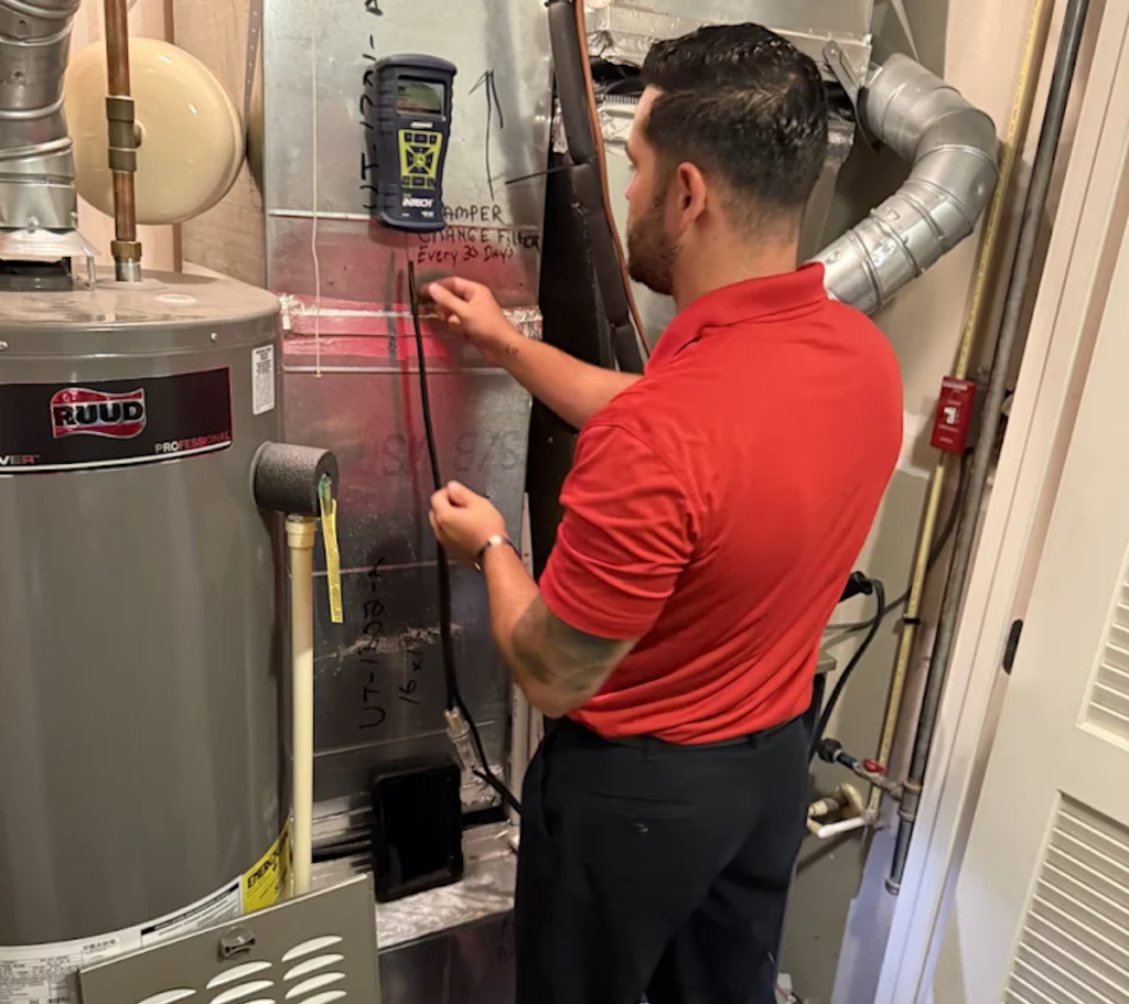 smock hvac worker