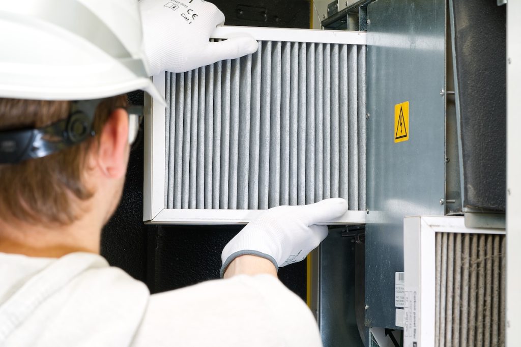 furnace filter replacement